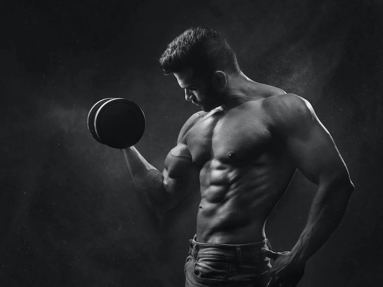 Chiseling Your Core: Morning or Night – When Should You Workout Your Abs?