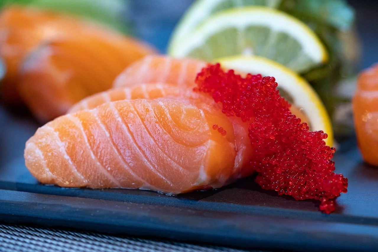 Navigating the Fish Aisle: Is it Safe to Eat Farm-Raised Salmon?