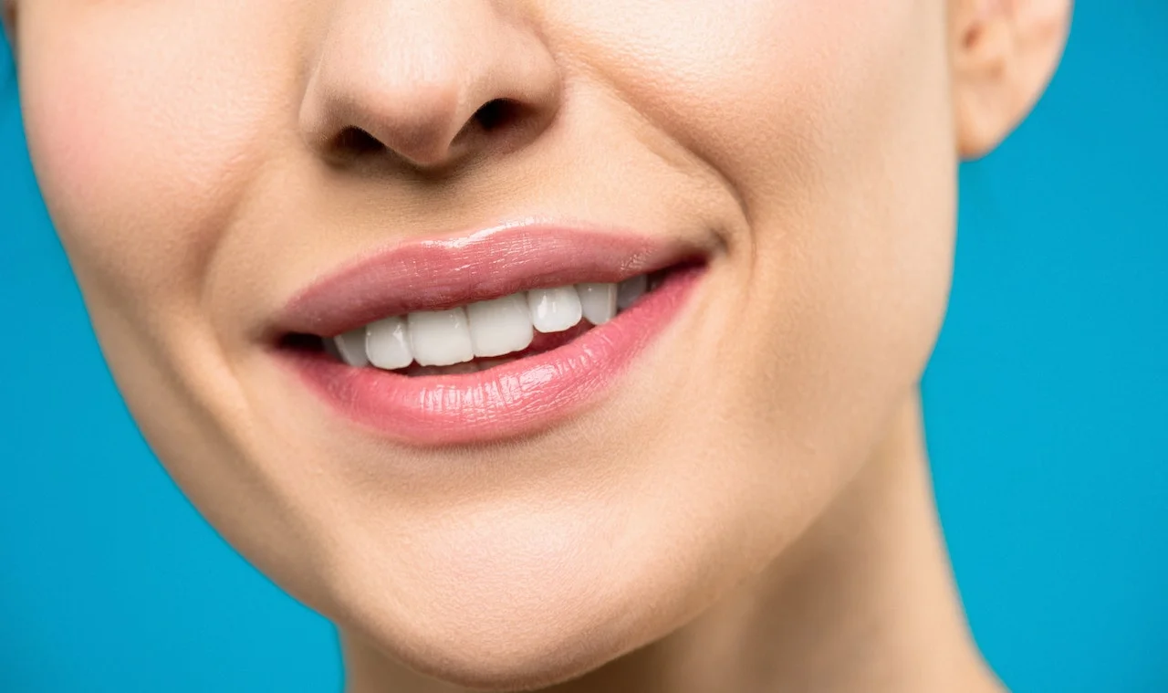 Nourishing Your Smile: Foods to Avoid When Dealing with Receding Gums