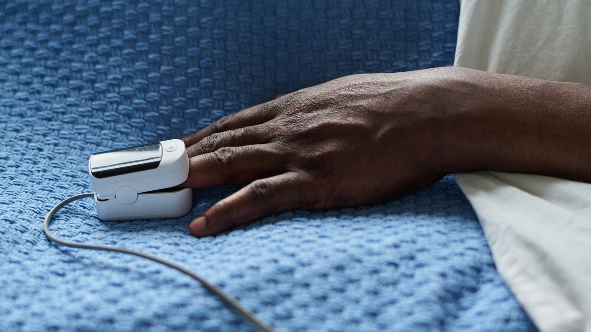 Addressing Racial Bias in Medical Technology: A Look at Pulse Oximeters